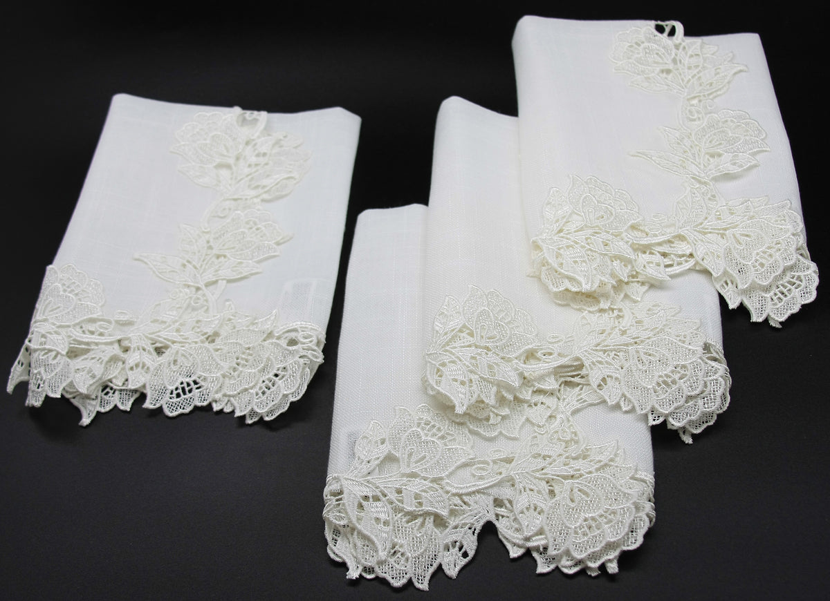 MANOR LUXE English Rose Lace Napkins Set of 4, 20x20, White