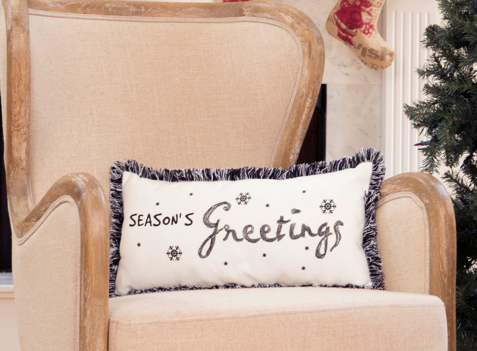 ML21013 Season’s Greetings Fringed Trim Pillow 10x20 Polyester
