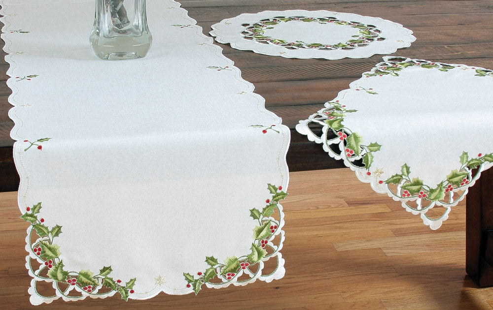 XD13188 Winter Berry Placemats Set of 4 12x18