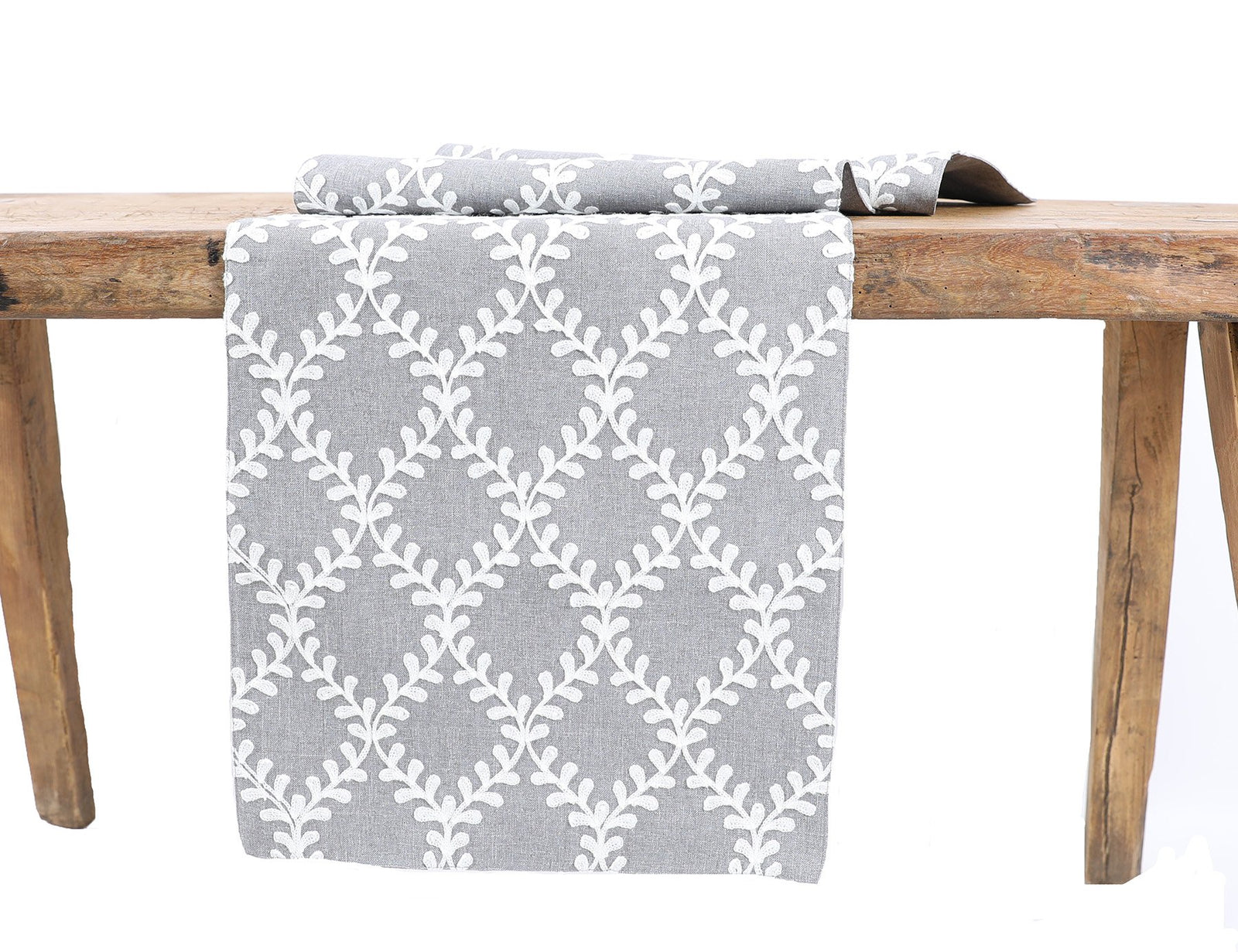 XD19200 Crewel Leaf Diamond Embroidered Table Runner 15x90 Double Layer