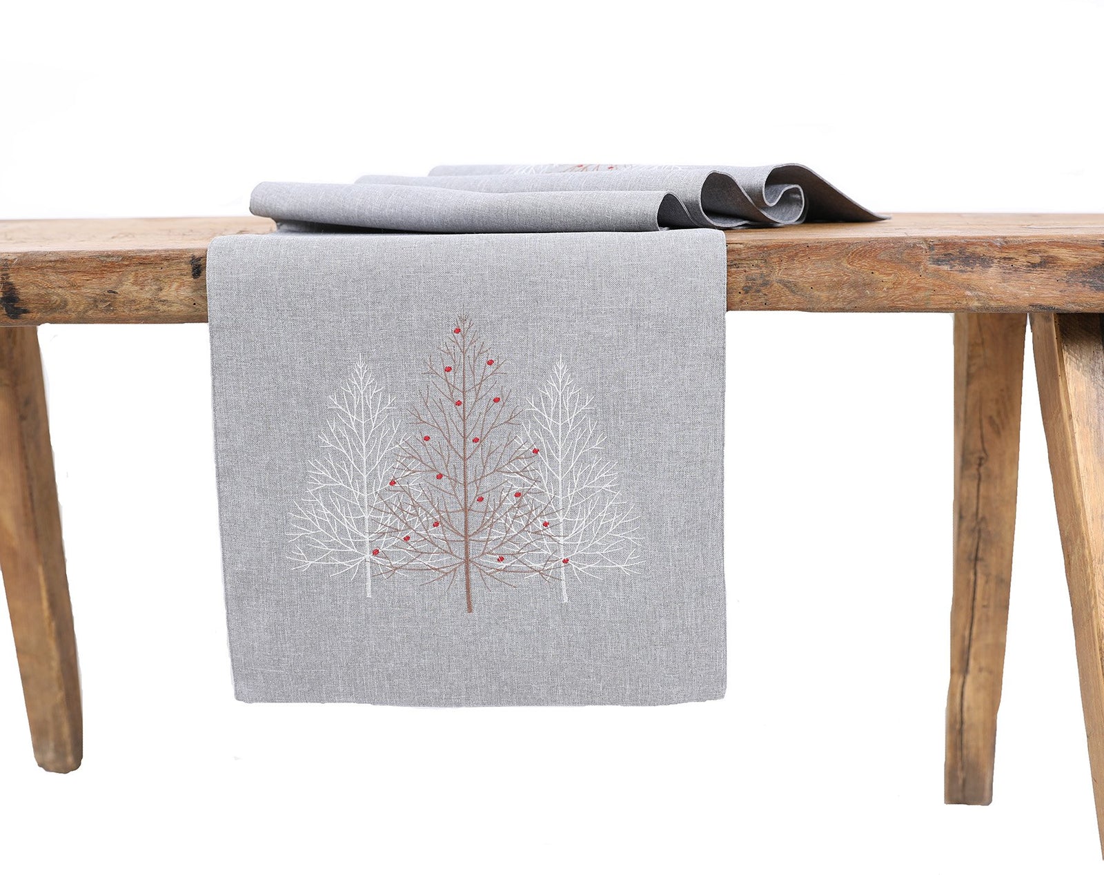 XD19803 Christmas Tree Table Runner 16x36 Off White