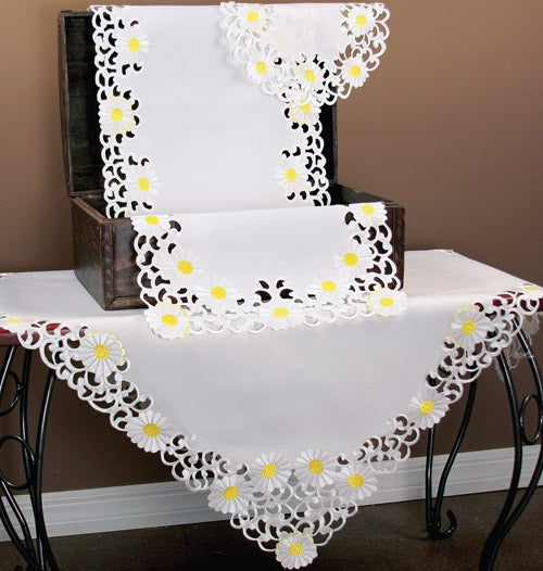XD915727-Daisy Poliviscose Doilies Embroidered Cutwork Floral Set of 4 12 Round
