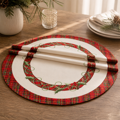 XD99904 Tartan Ribbon Holly Doilies 8 Round Set of 4 White Poliviscose