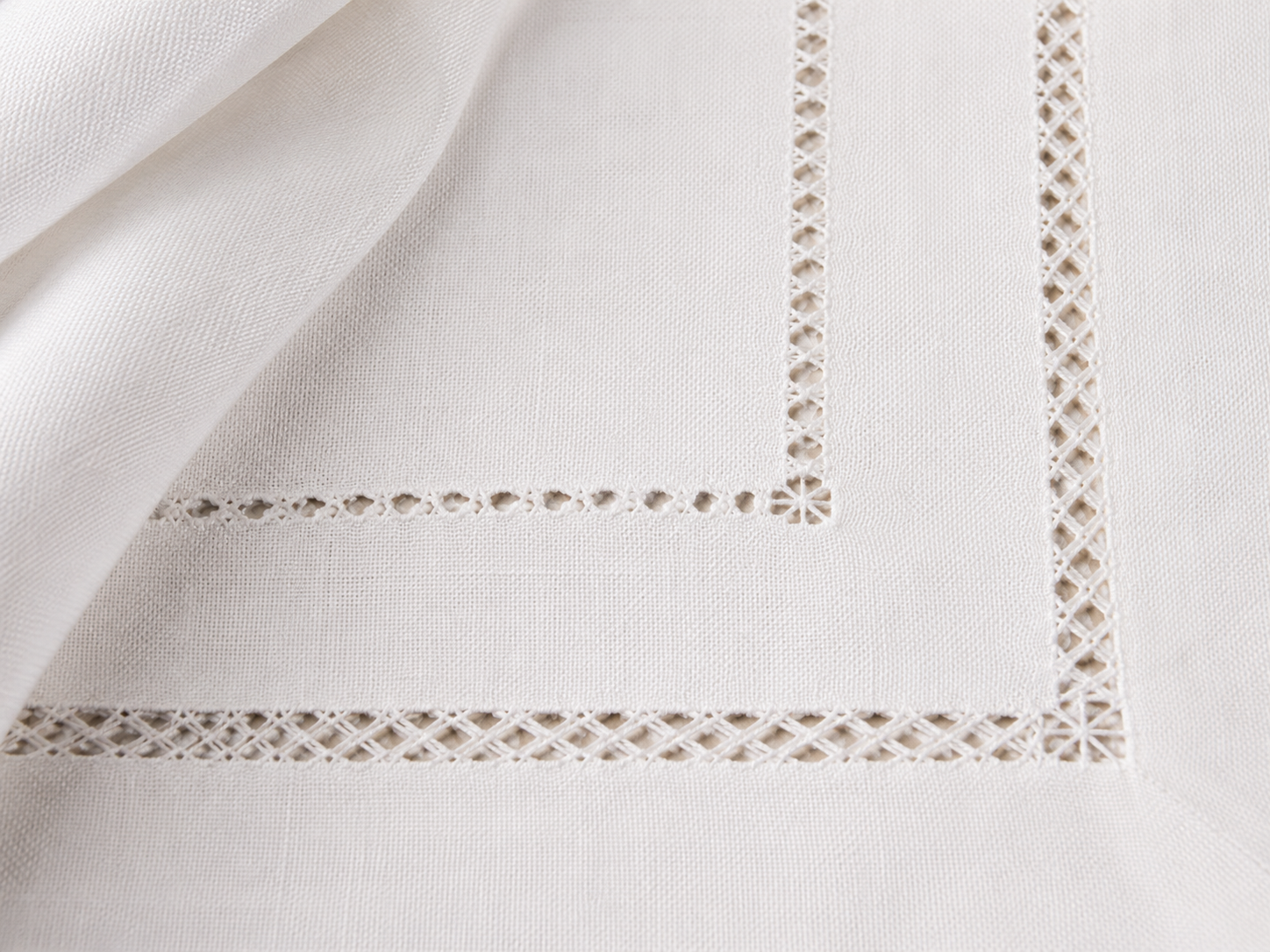 Xia Home Fashions Double Hemstitch Placemats 13x19 Inch Red Set of 4