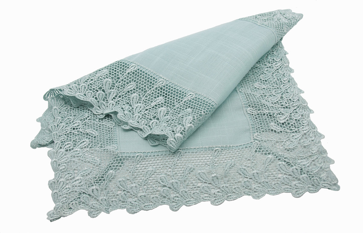 ML16148 Garden Trellece Lace Trim Table Runner