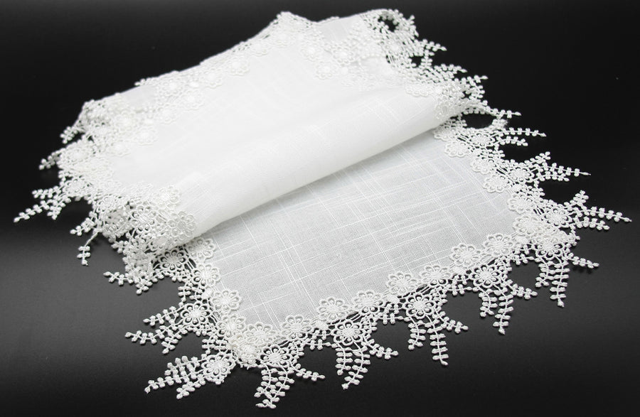 ML16151 Floral Garden LaceTrim Table Runner