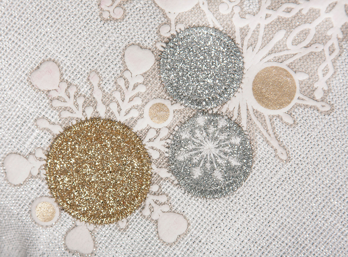 ML17118 Ornament Tree Pillow,18"x18"