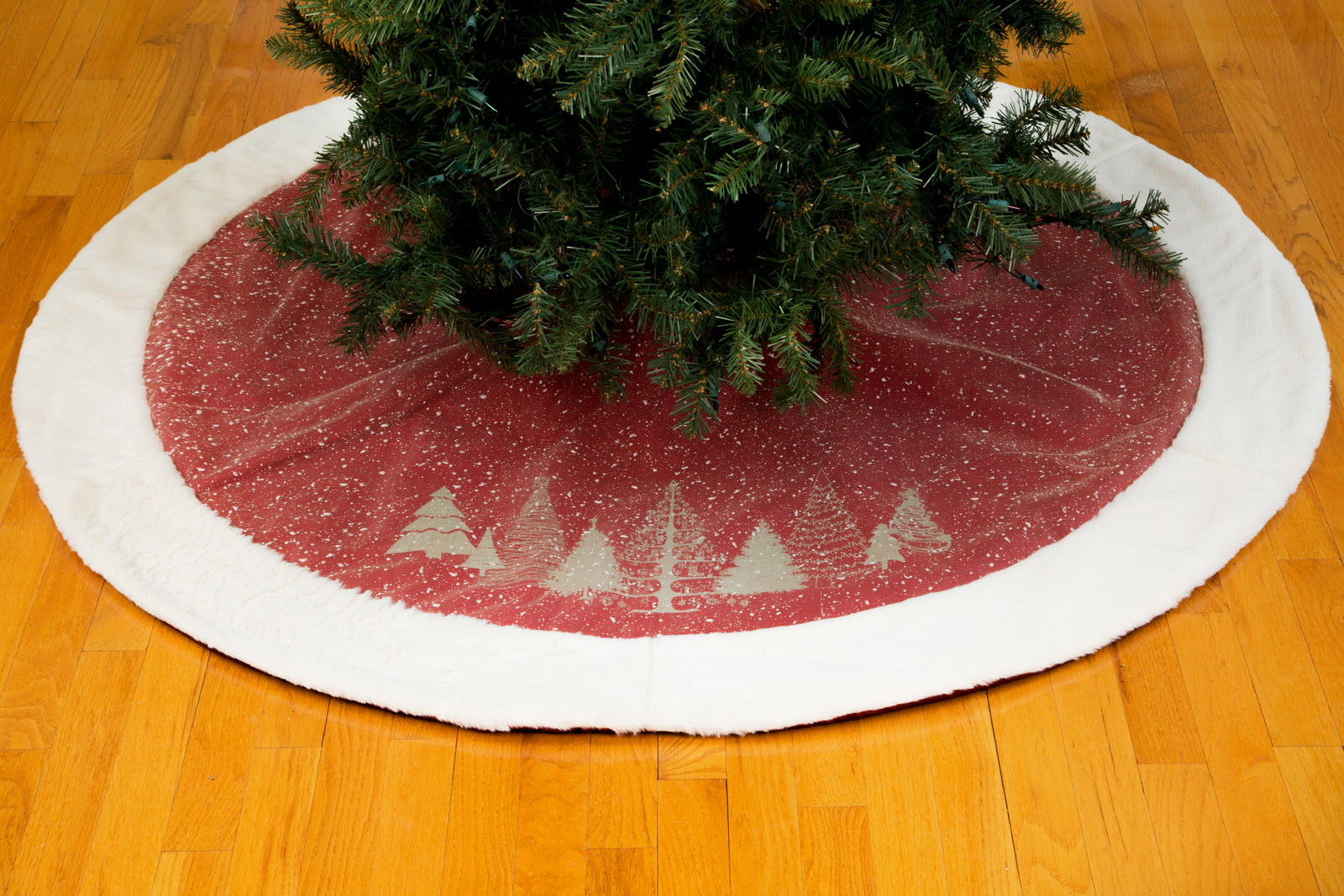 ML21002 Snow Scene Christmas Tree Tree Skirt 56 Inch Red Polyester with Faux Fur Trim