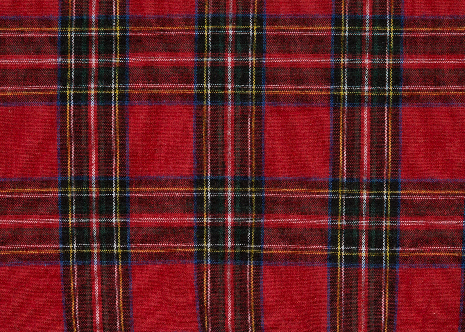 ML21011 Classic Christmas Check Faux Fur Trim Pillow 13.5x13.5 Polyester
