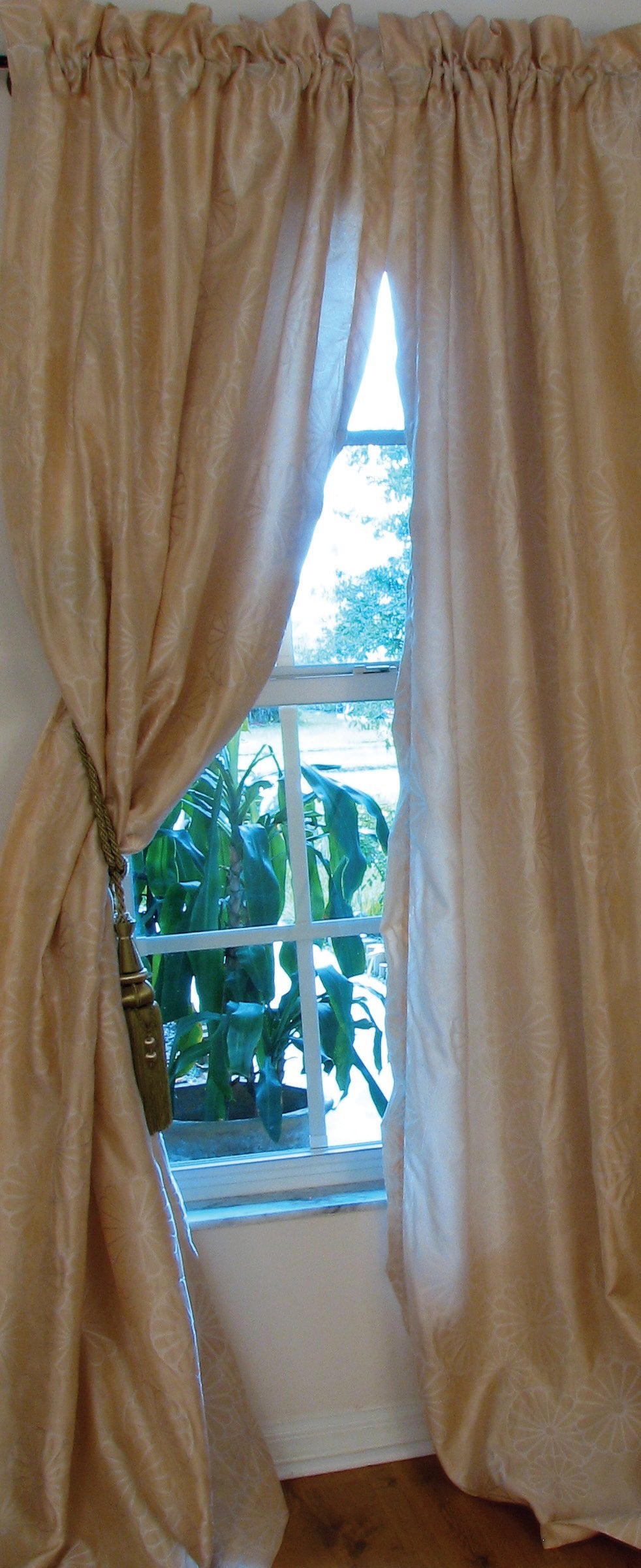 MLC-805 Isla Rod Pocket Curtain