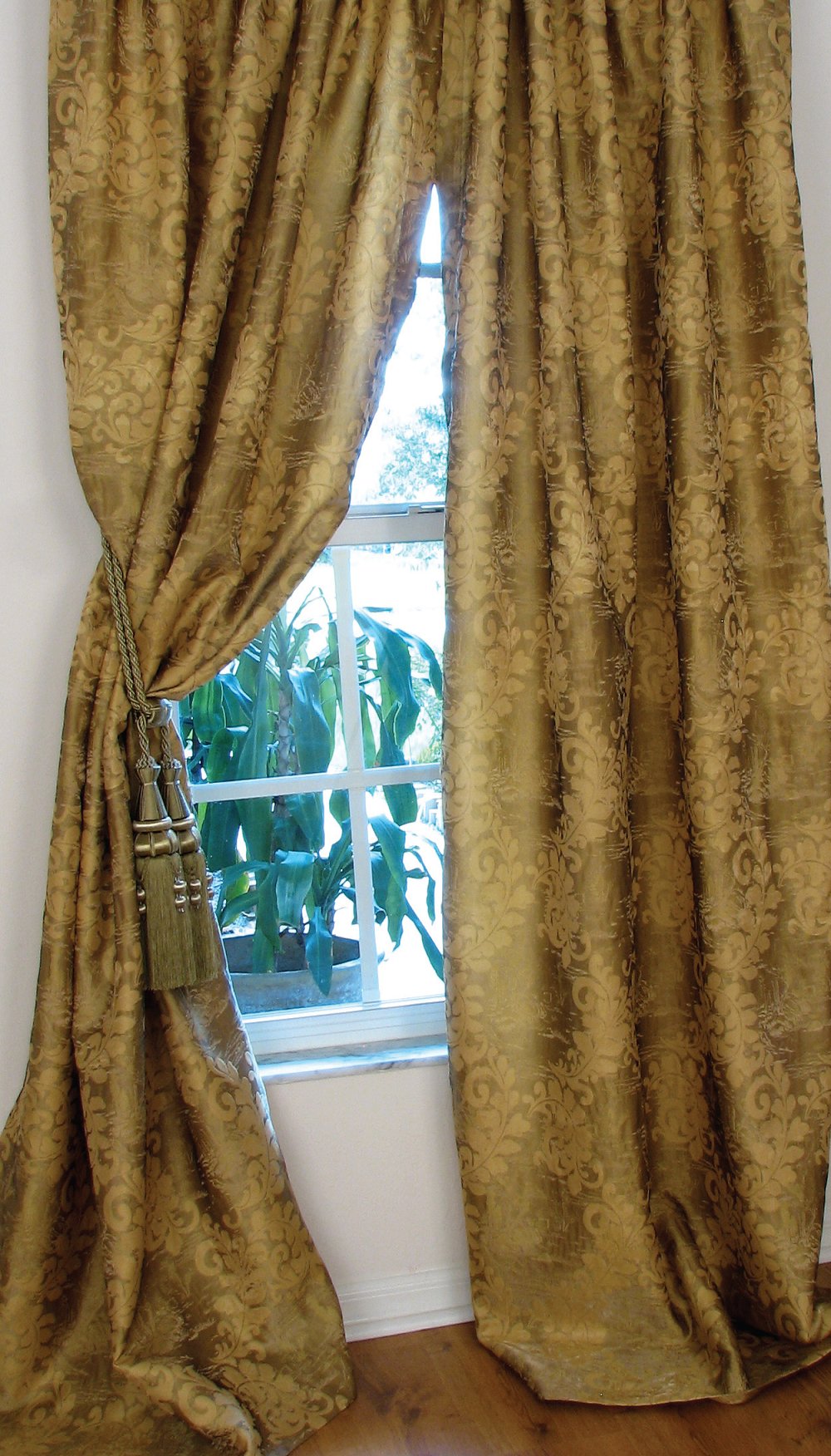 Xia Home Fashions Morocco Curtain Panel Rod Pocket 48x84 Gold