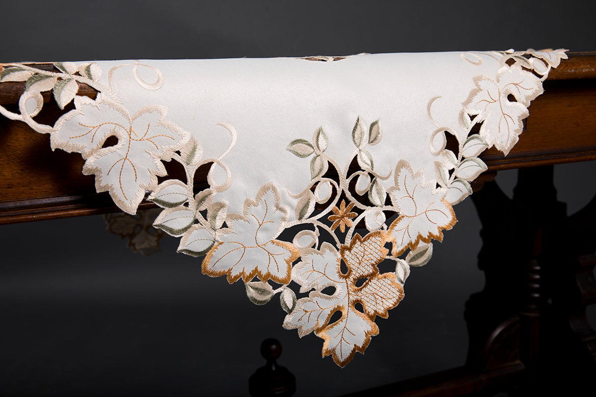 XD11018 Autumn Forest Table Topper, 34"x34"