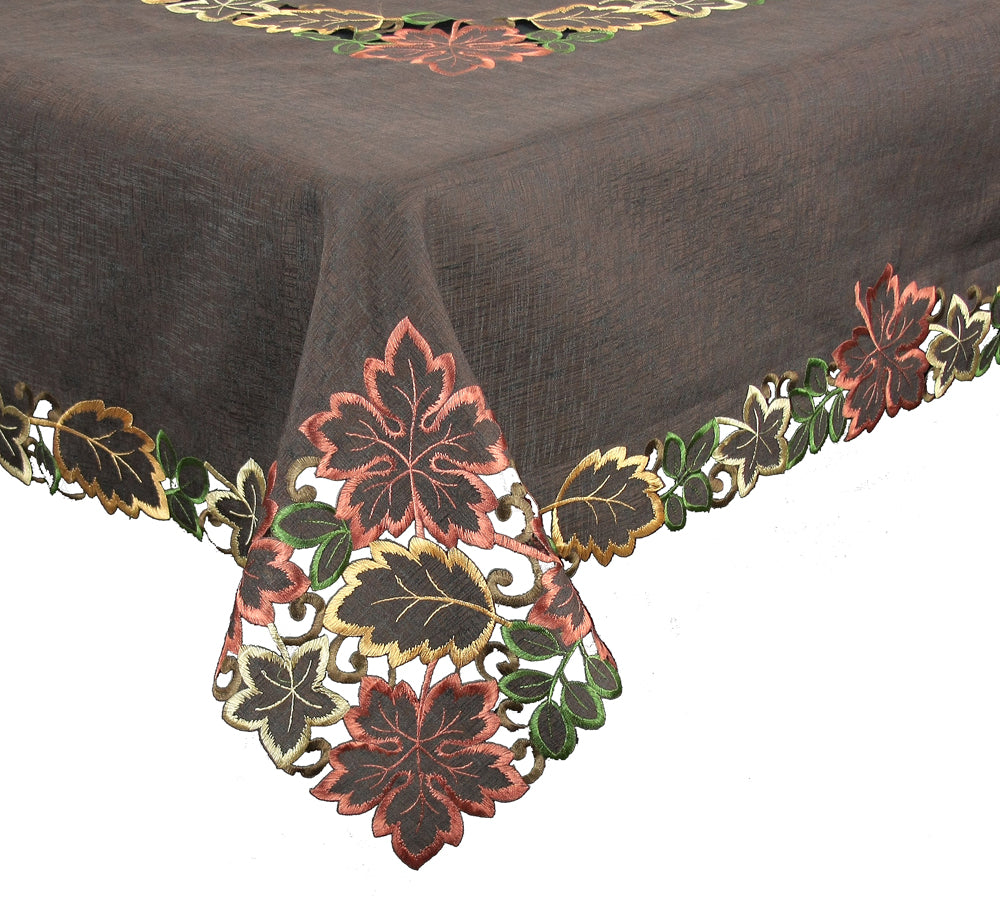 XD13019 Dainty Leaf Embroidered Cutwork Tablecloth 60x60