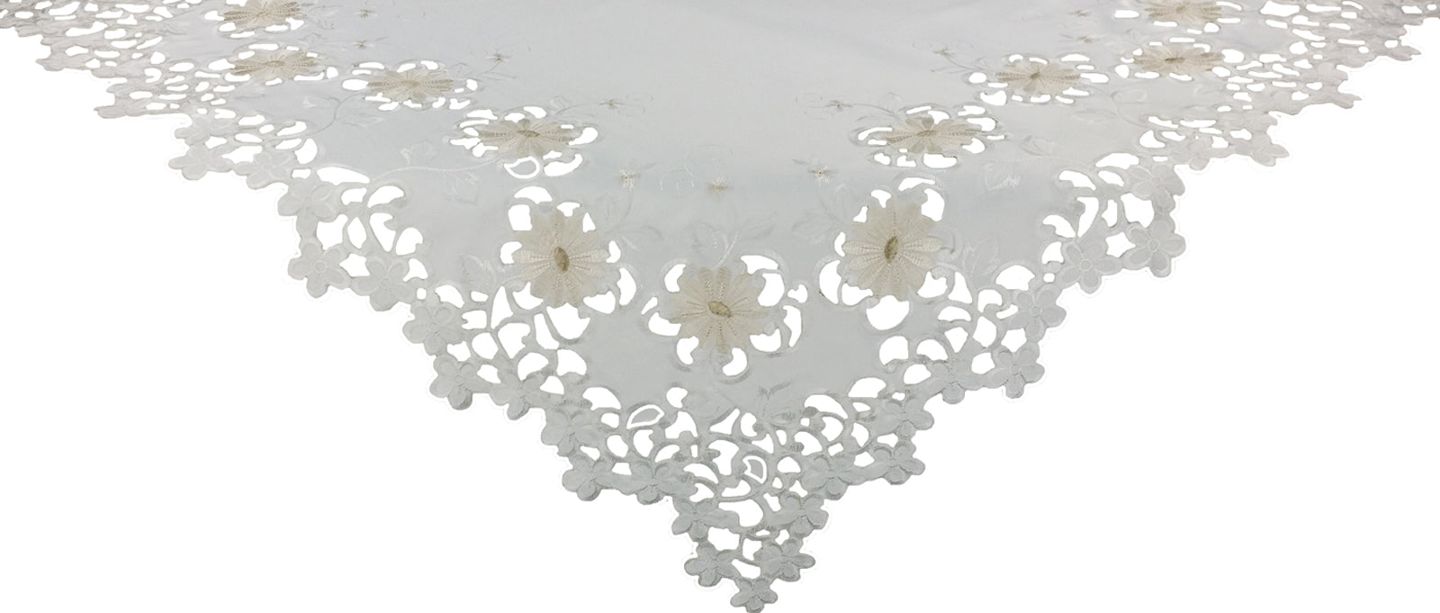 XD14003 Daisy Divine Table Topper,34"X34"