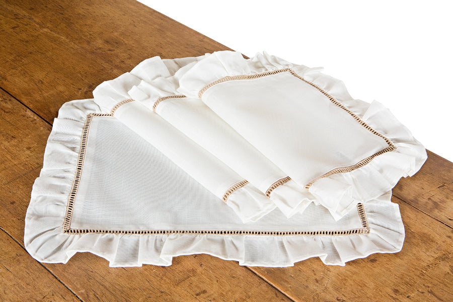 XD15105 Hemstitch/Ruffle Trim Placemats, 14"x20", Set of 4