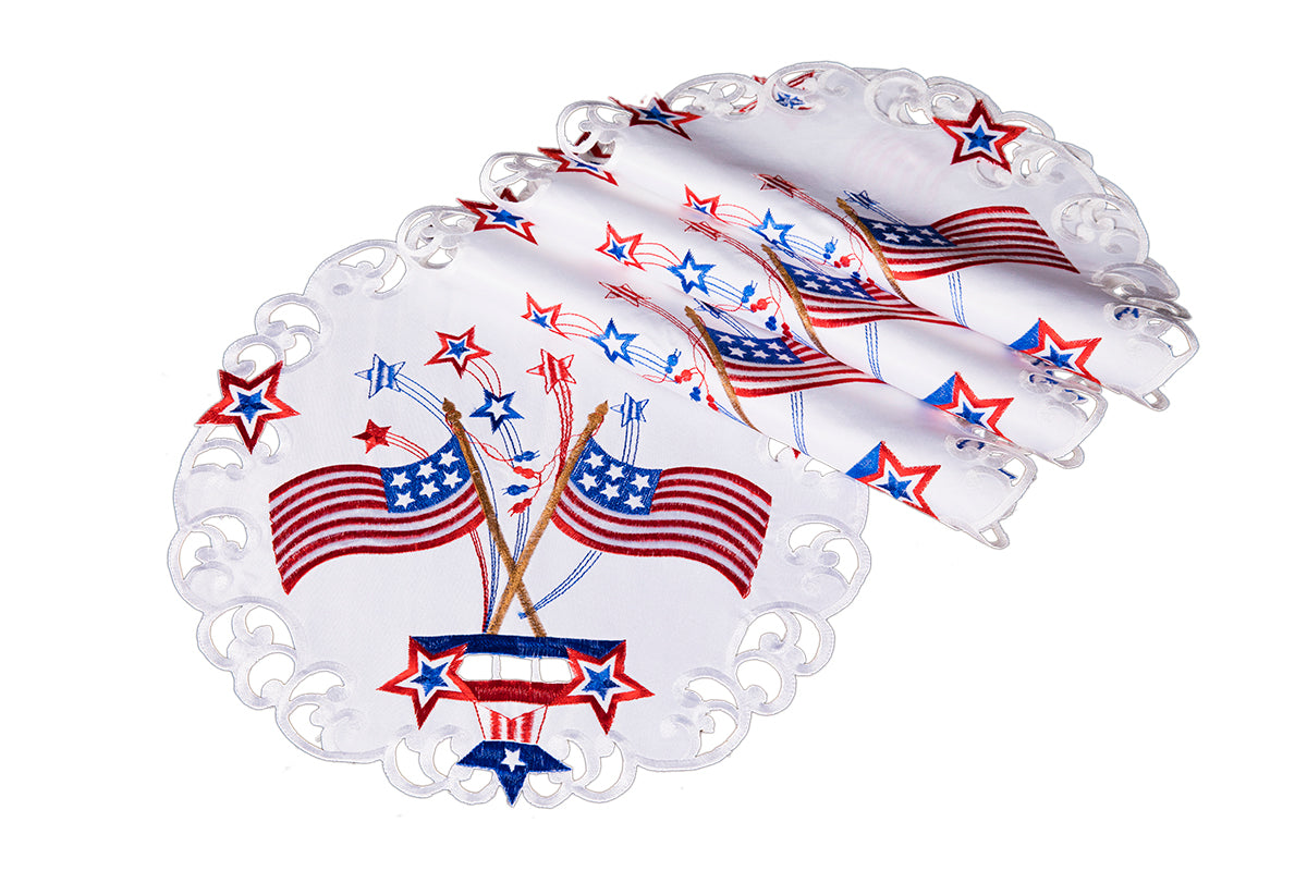 XIA HOME FASHIONS Star Spangled Embroidered Cutwork Round Placemats Set of 4 15 Inch