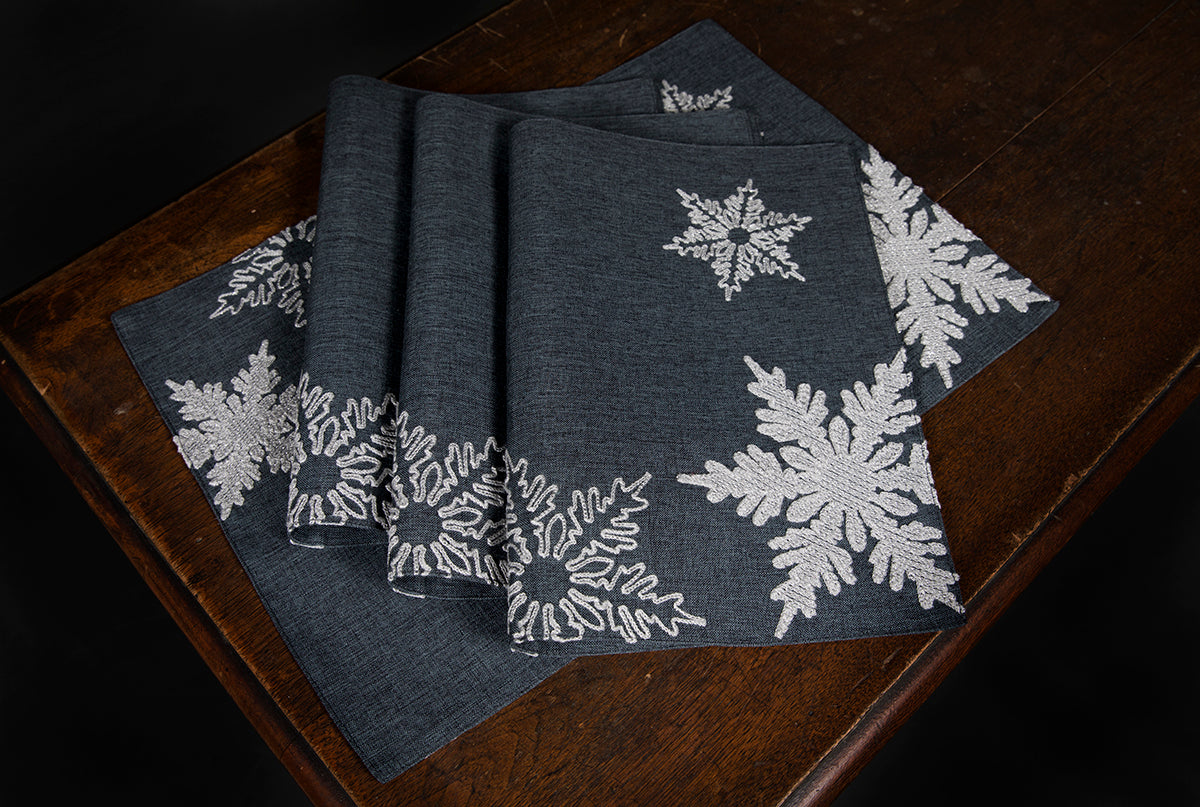 XD17141 Glisten Placemats Set of 4 14x20 Grey