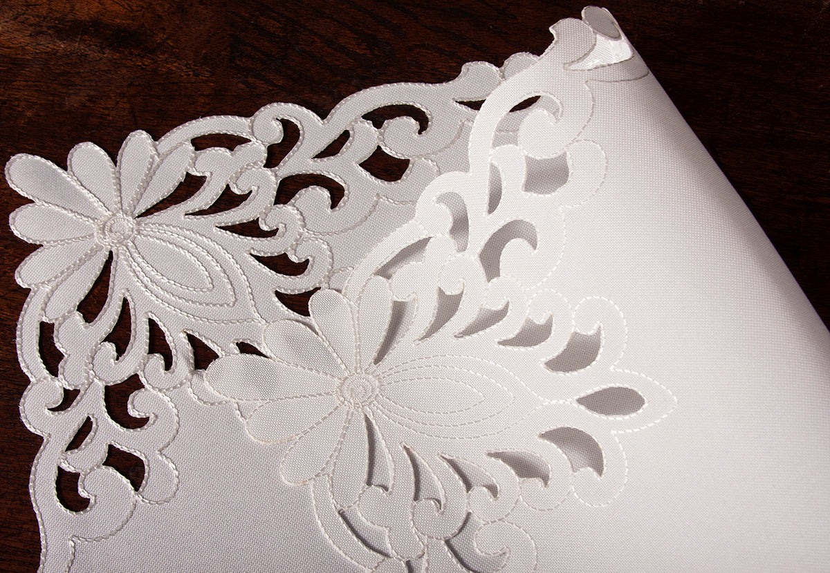 Xia Home Fashions Wilshire Embroidered Cutwork Placemats Set of 4 14x20