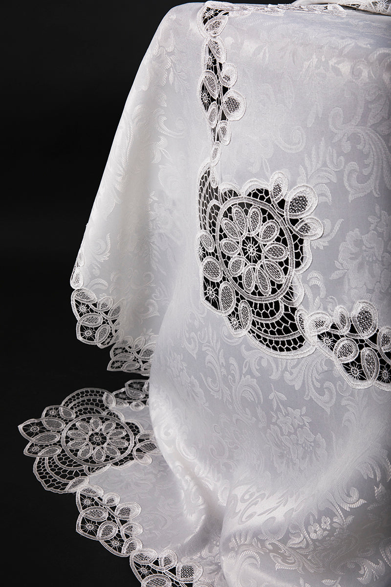 Xia Home Fashions Antebella Embroidered Cutwork Tablecloth 60x84 White