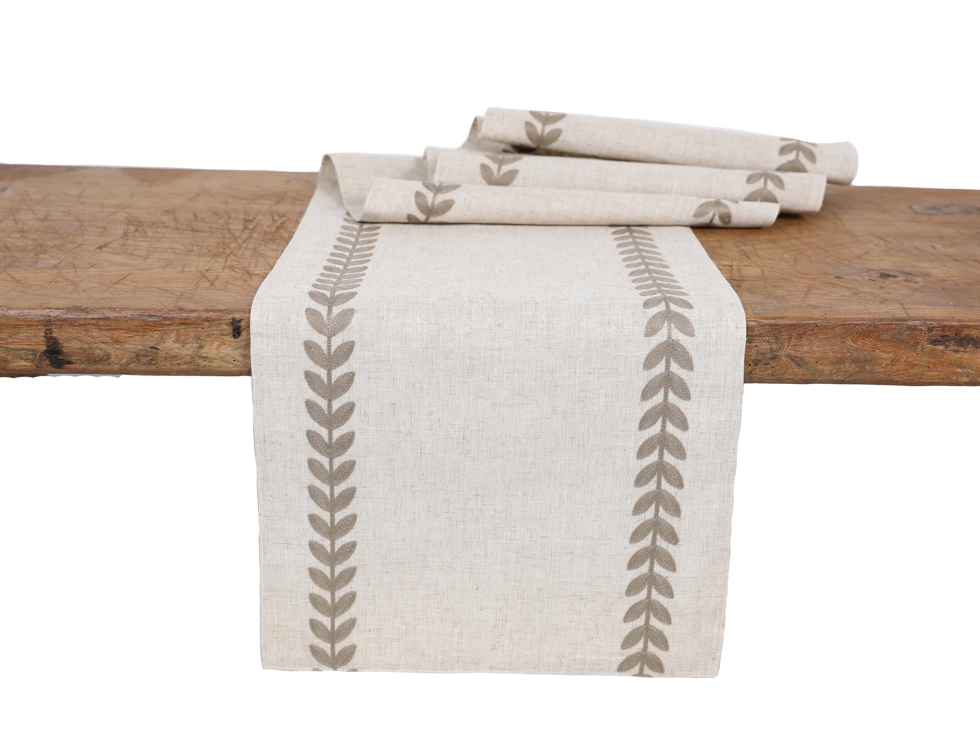 XD19203- Cute Leaves Crewel Embroidered Table Runner