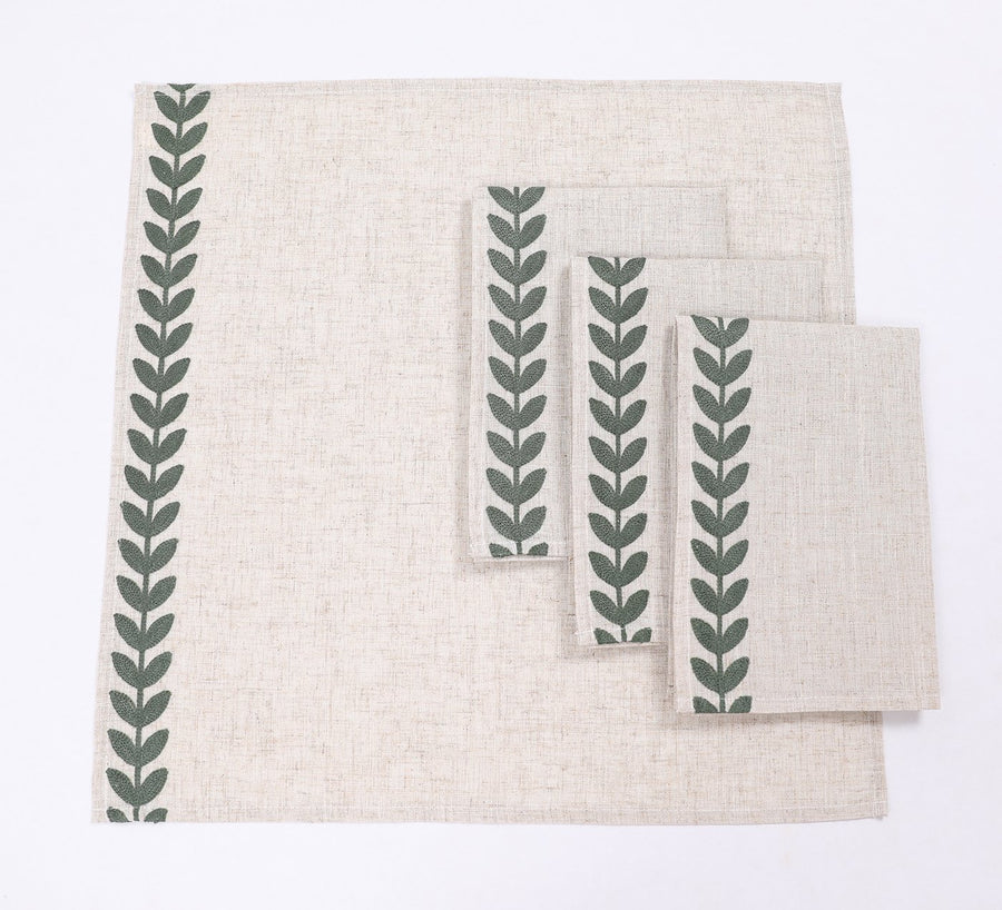 XD19203- Cute Leaves Crewel Embroidered Napkins 20 by 20-Inch, Pine Green, Set of 4