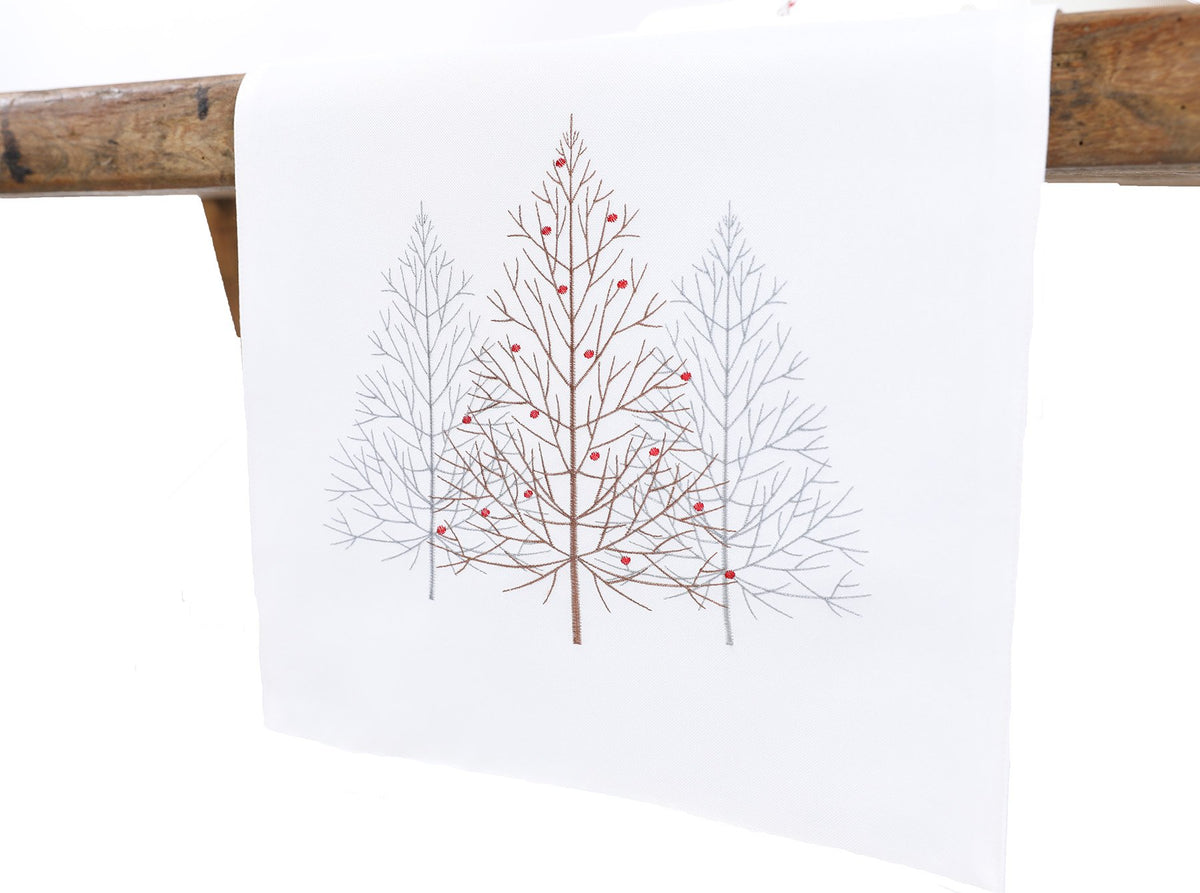 XD19803 Christmas Tree Table Runner 16x36 Off White
