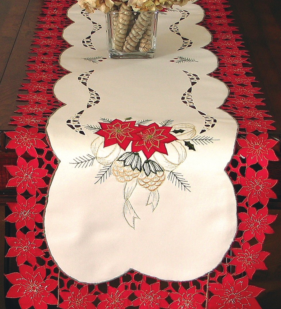 XD46227 Celebration Poinsettia Cutwork Placemat Set of 4 14x20