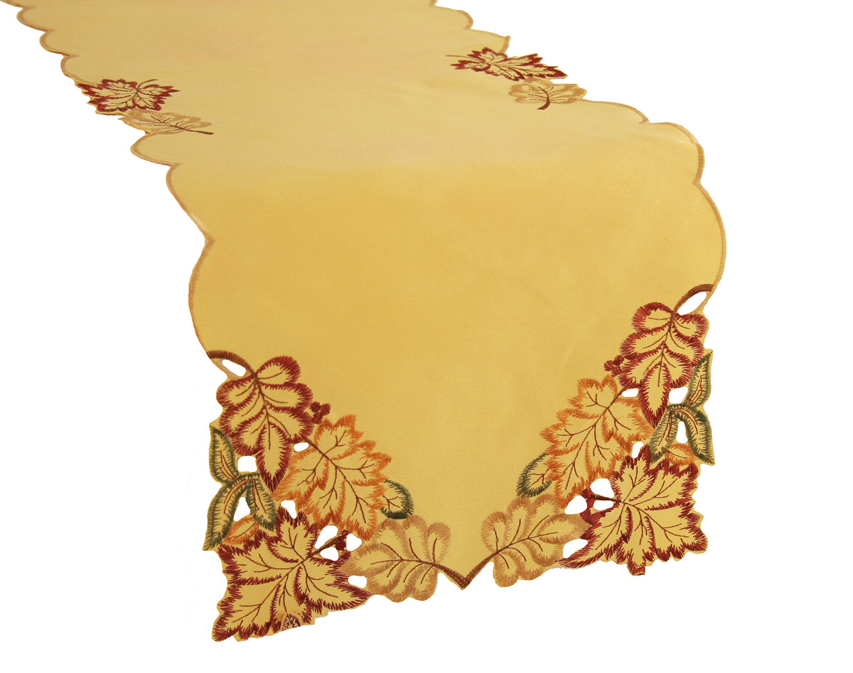 XD75018 Bountiful Leaf Table Runner