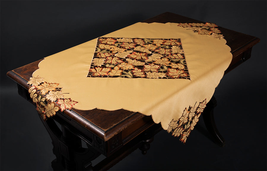XD75018 Bountiful Leaf Table Topper, 34"x34"