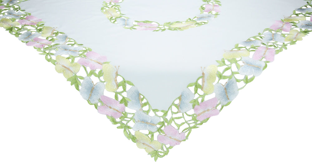 XD8190 Butterfly Minuet Table Topper, 34"x34"