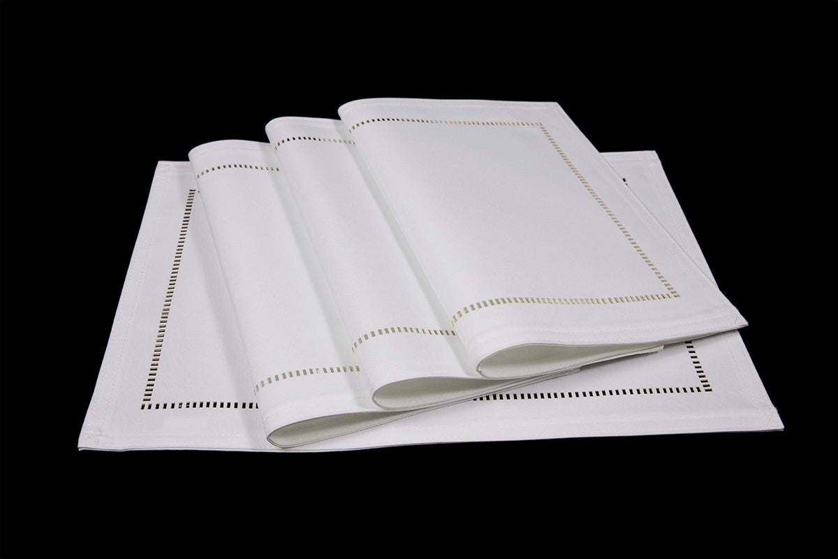 XD915918  Melrose Hemstitch Placemat, 14"x20", Set of 4