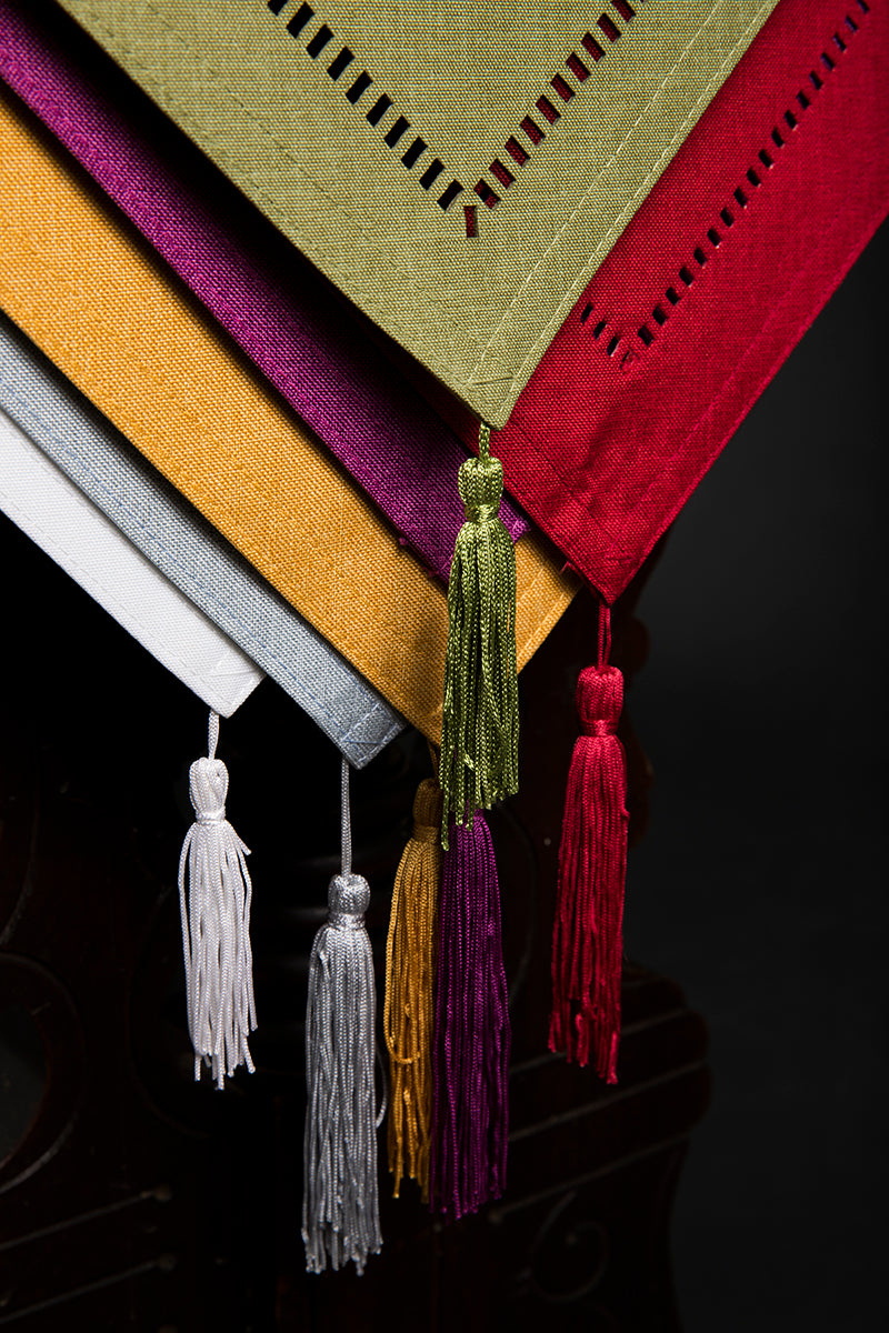 XD915918-Melrose Poliviscose Table Runner Hemstitch Solid 16x72 Gold