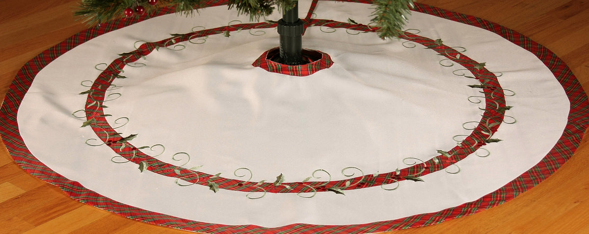 XD99904 Tartan Ribbon Holly Tree Skirt 48 Round White Poliviscose