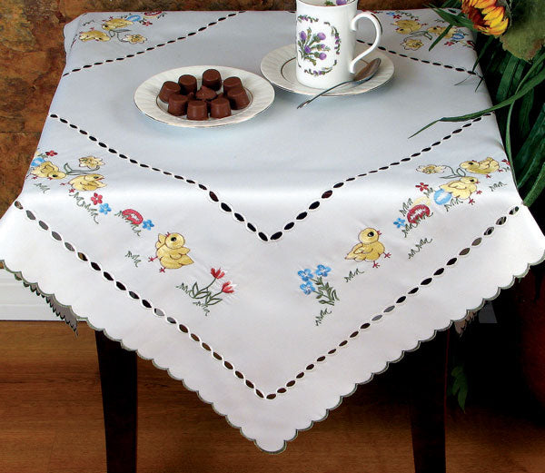 XD54016 Easter Egg Hunt Table Topper, 34"x34"